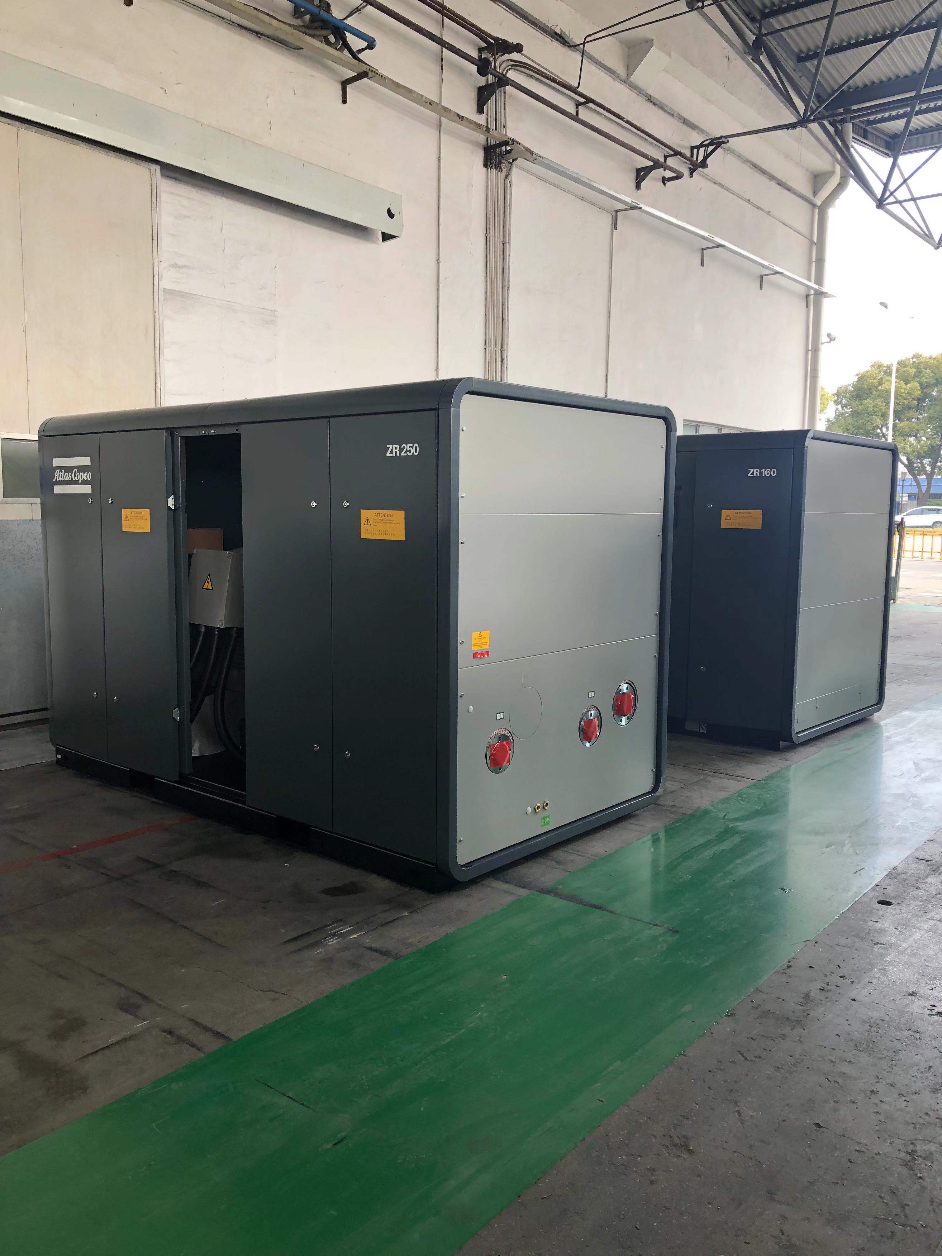 Atlas Copco Oil-lubricated Screw Compressors 2-stage GR 110-200